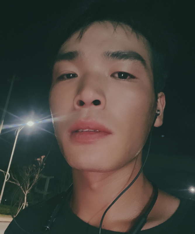 满船清梦压星河的第一张照片--福安交友网