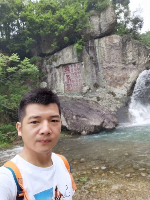 愿得一人心的第一张照片--福安交友网